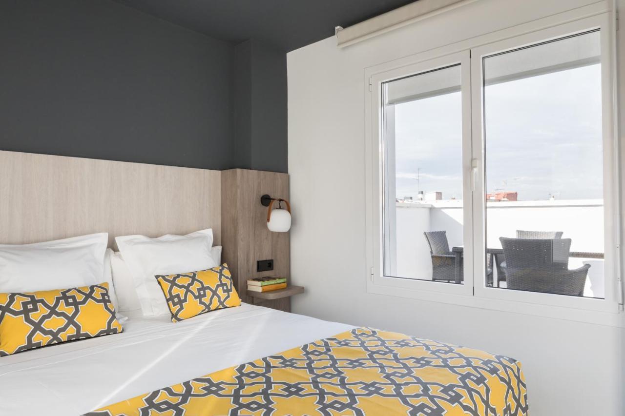 Apartamentos Las Torres マドリード エクステリア 写真
