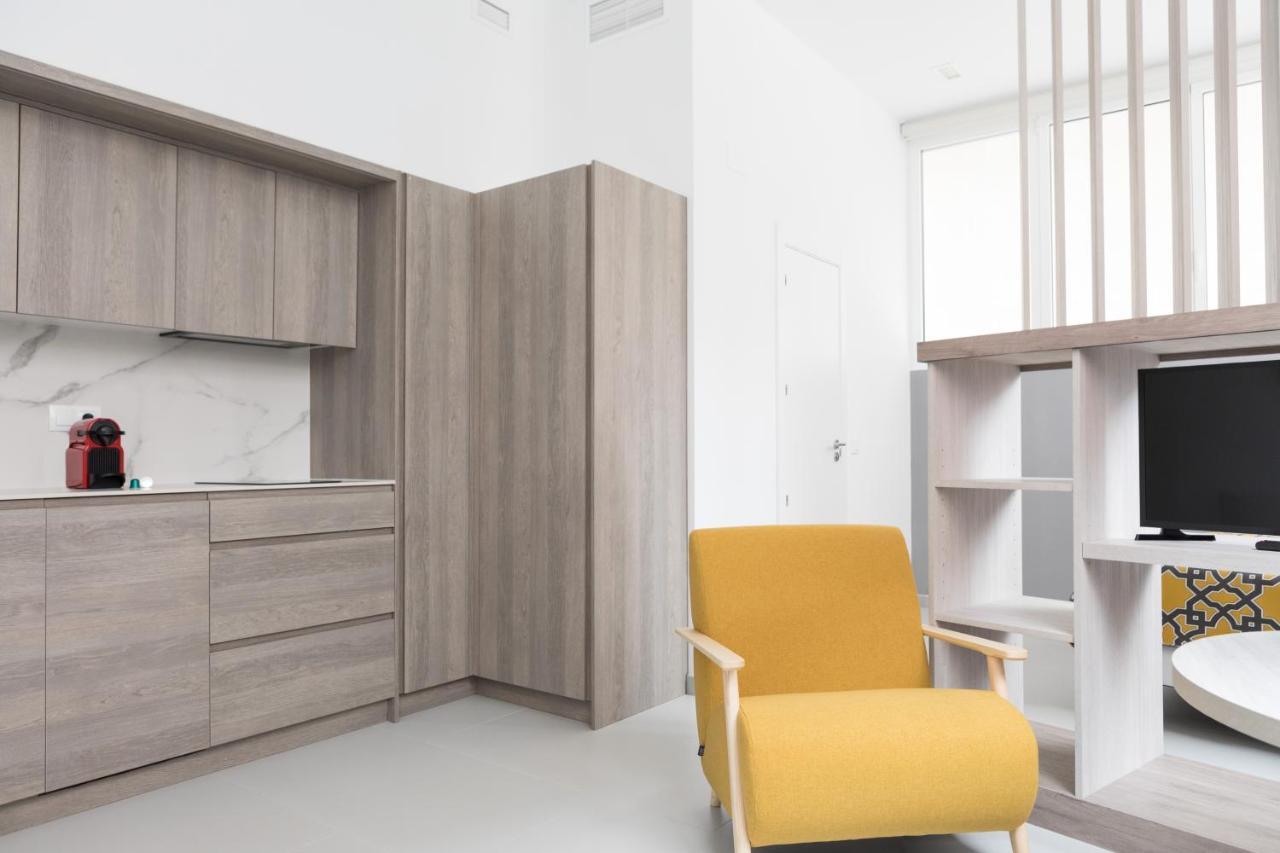 Apartamentos Las Torres マドリード エクステリア 写真