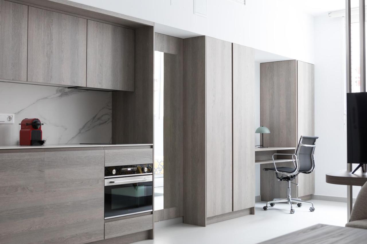 Apartamentos Las Torres マドリード エクステリア 写真