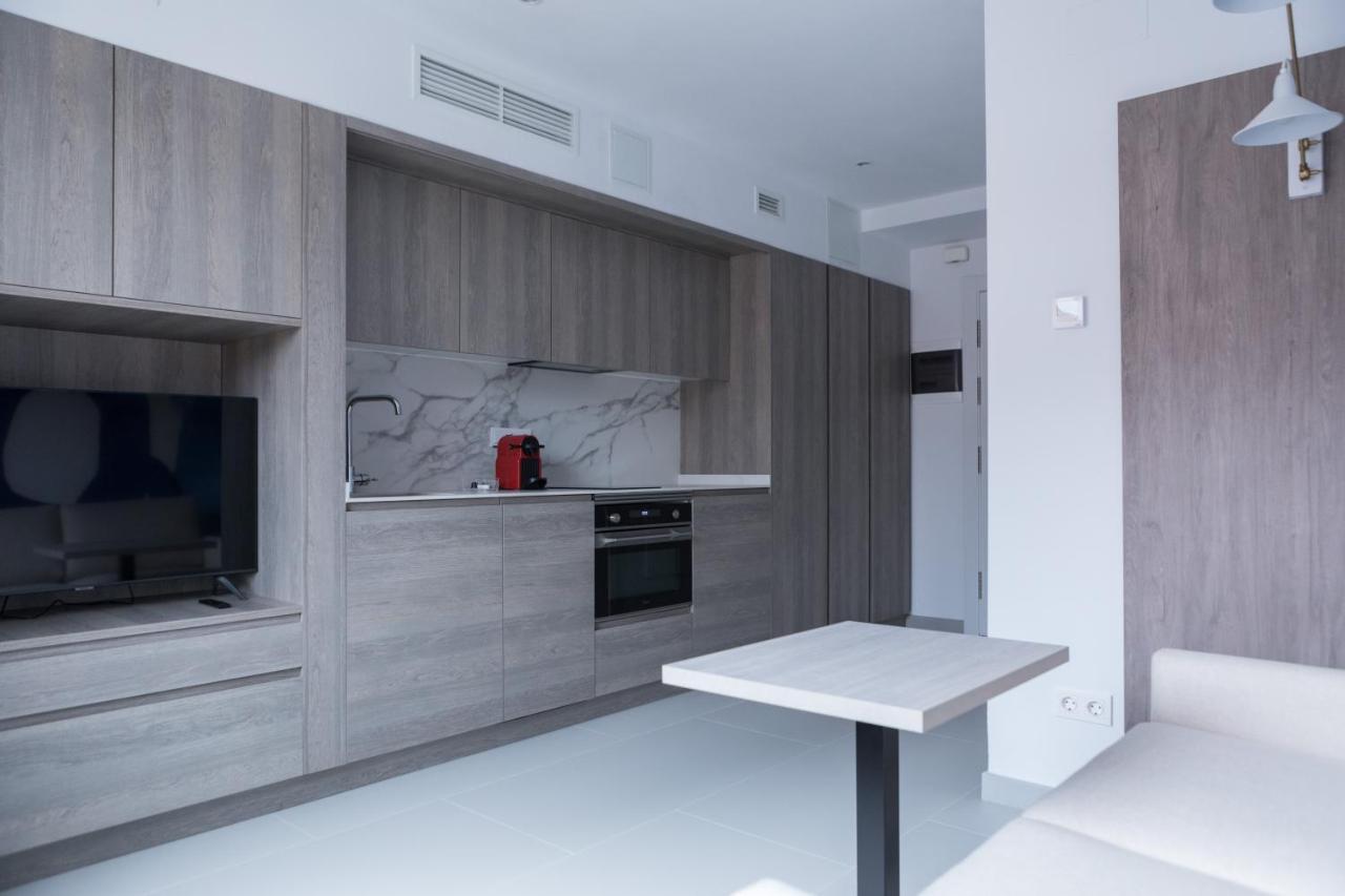 Apartamentos Las Torres マドリード エクステリア 写真