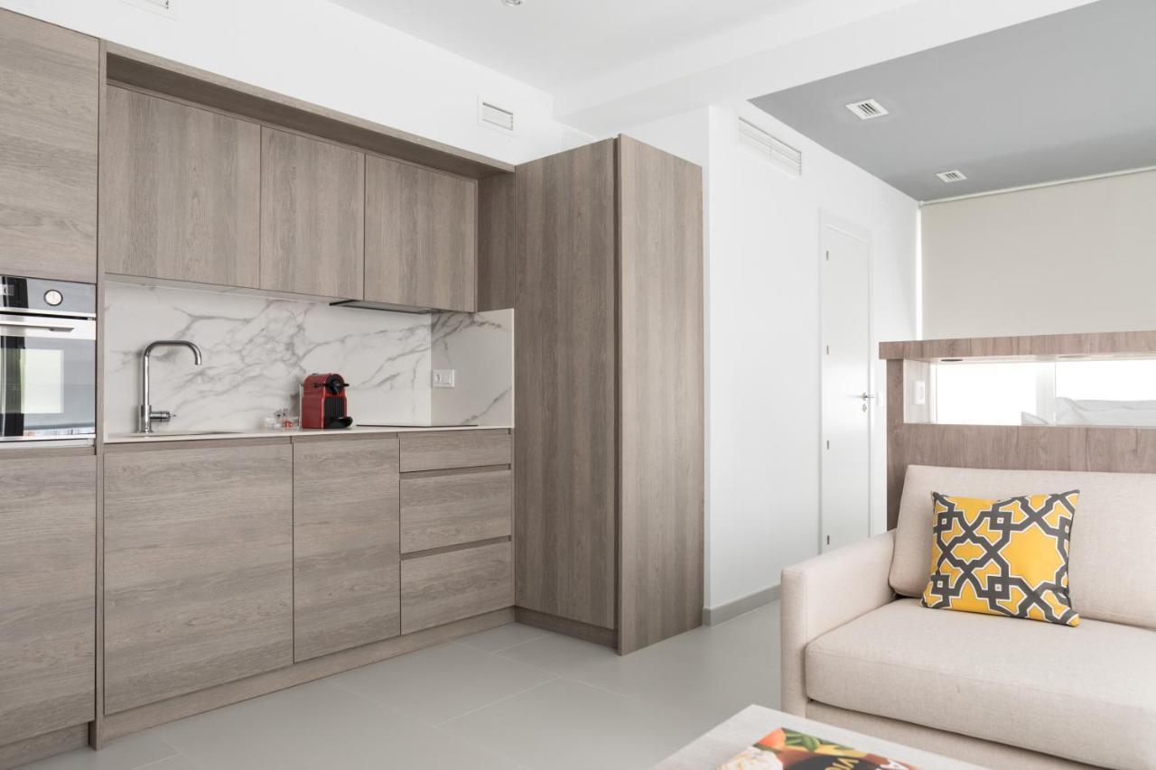 Apartamentos Las Torres マドリード エクステリア 写真